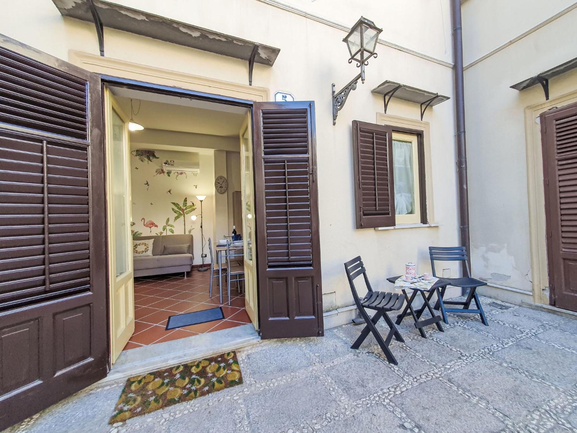 Maya's By Interhome * Palermo